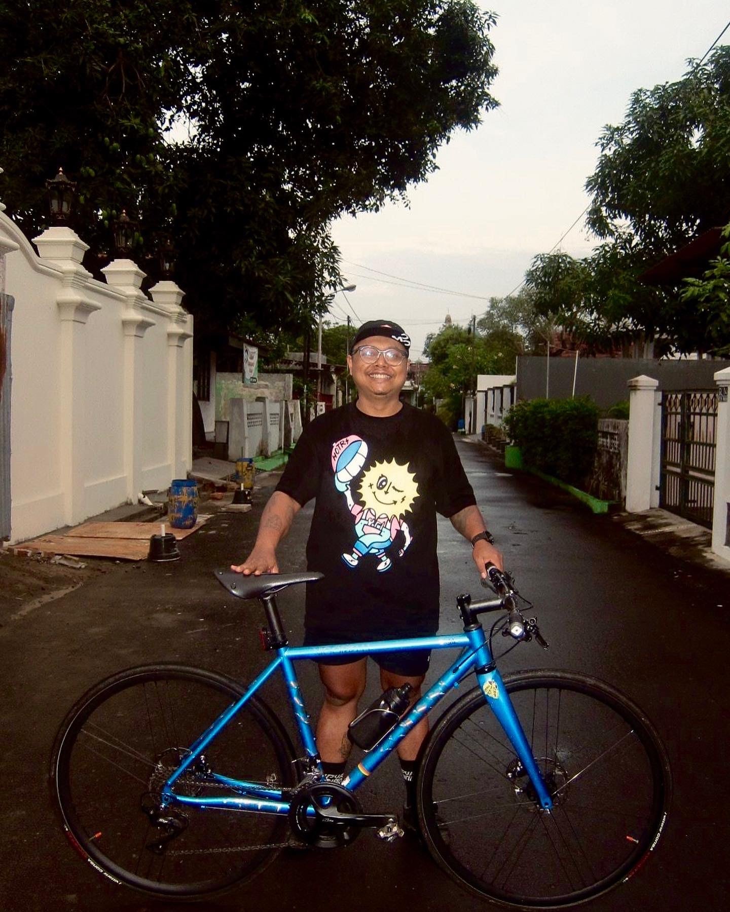 亨德拉·赫赫 HENDRAHEHE